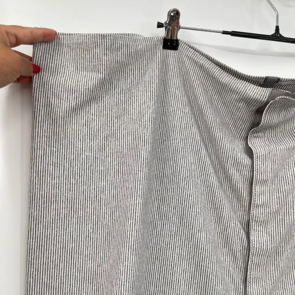 lululemon vinyasa scarf light gray white stripe‎ versatile OS